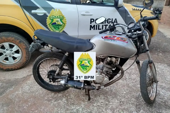 Motociclista sem CNH é flagrado conduzindo veículo irregular em Terra Roxa