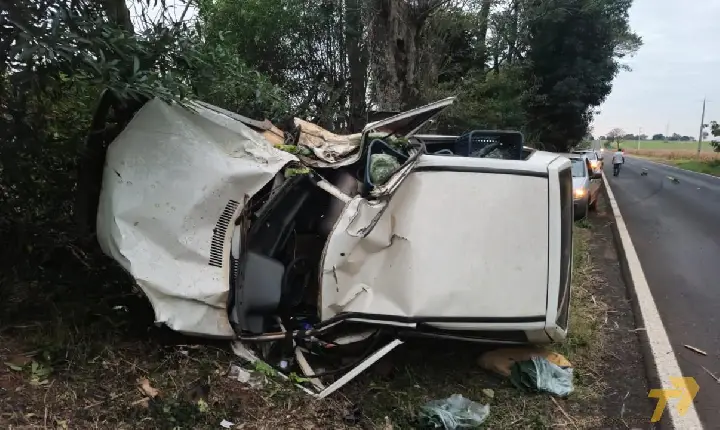 Vídeo - Morador de São Camilo sofre grave acidente na PR-364, próximo a Terra Roxa