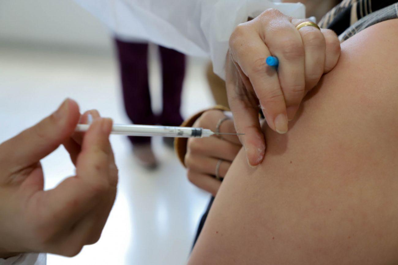 Todos os municípios já estão aplicando a vacina contra a gripe para maiores de seis meses