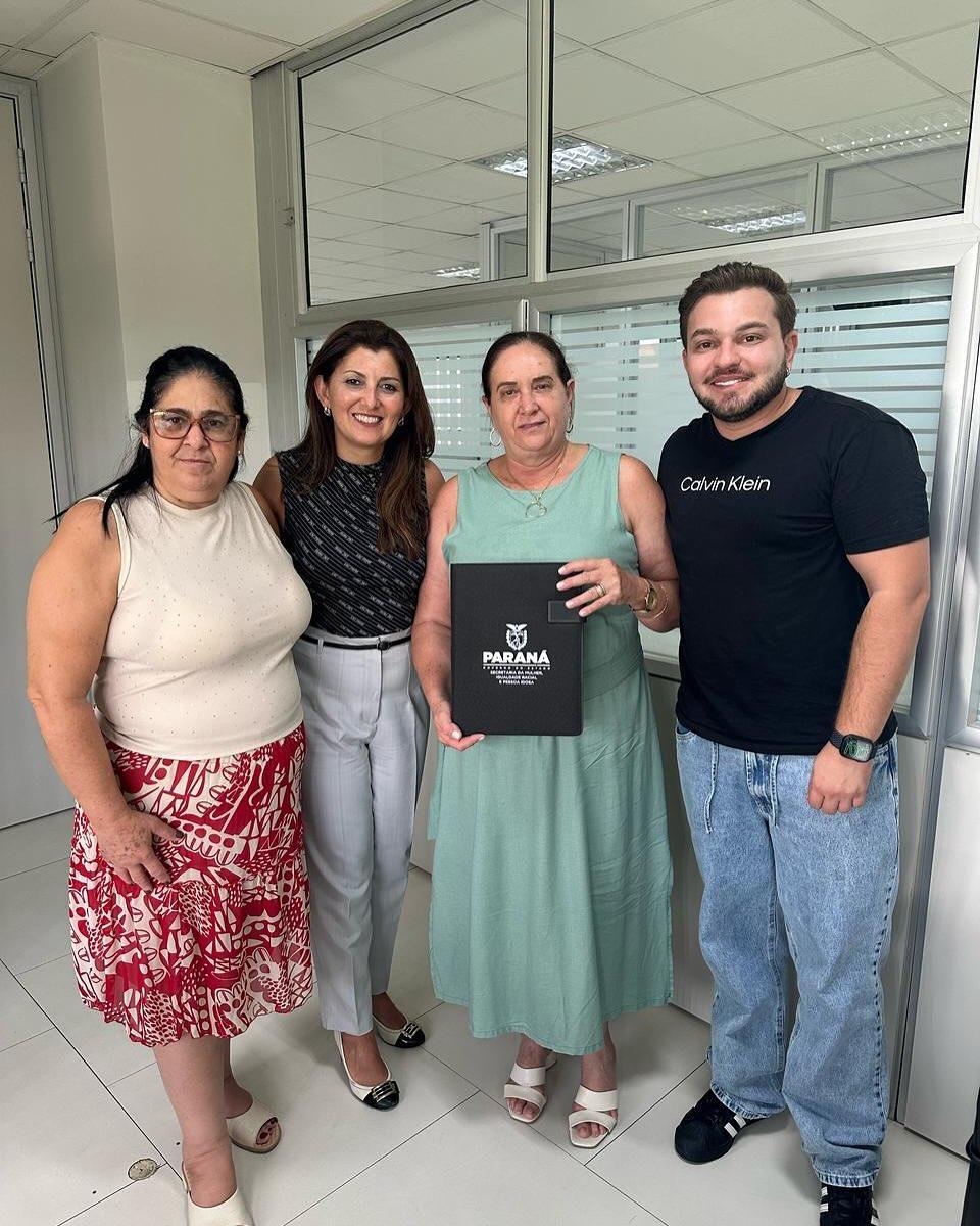 Vice-Prefeita de Terra Roxa Busca Recursos em Curitiba para Políticas Públicas