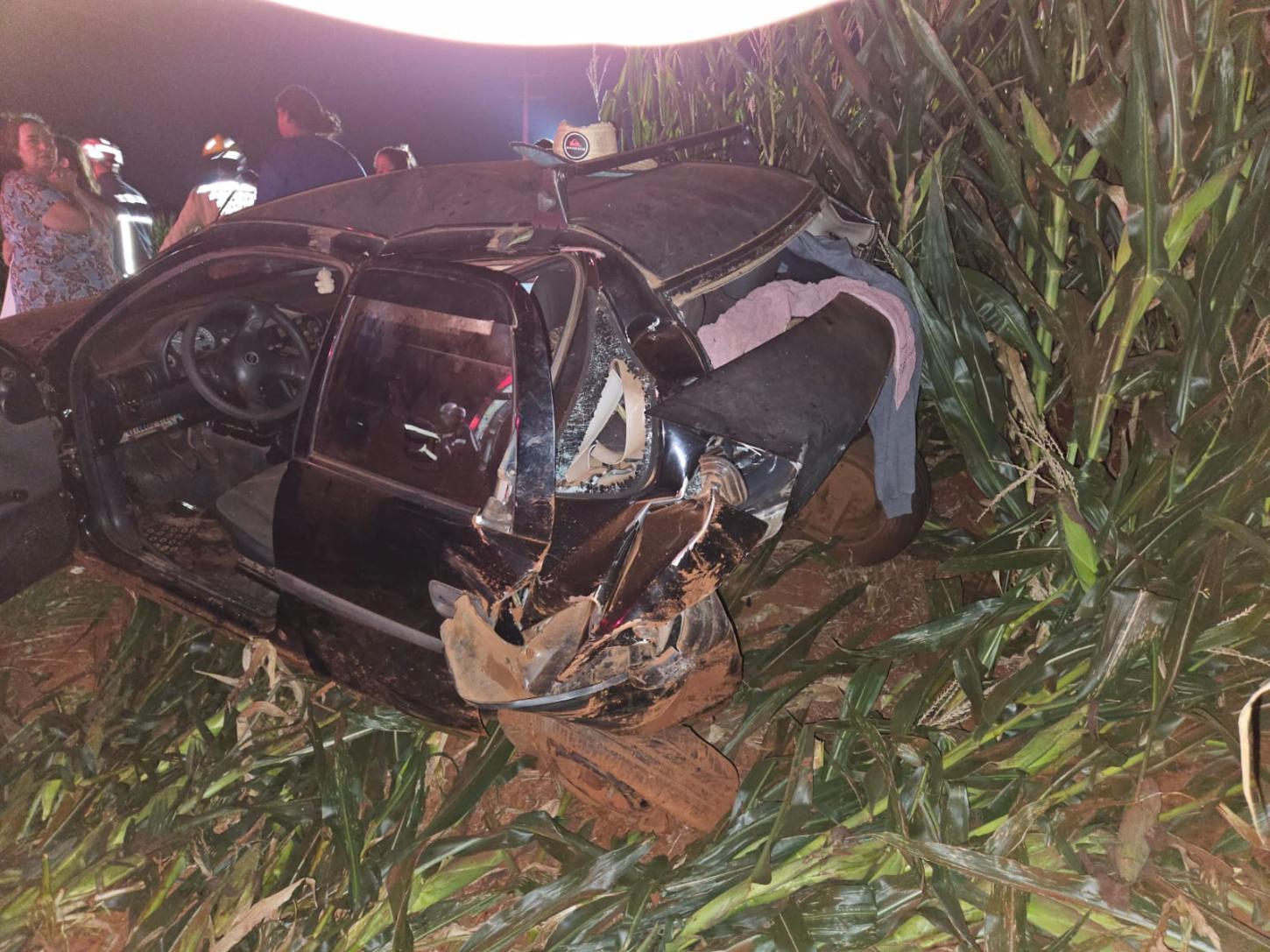 Colisão traseira entre Corsa e Saveiro deixa um ferido na PR-364 entre Palotina e Terra Roxa