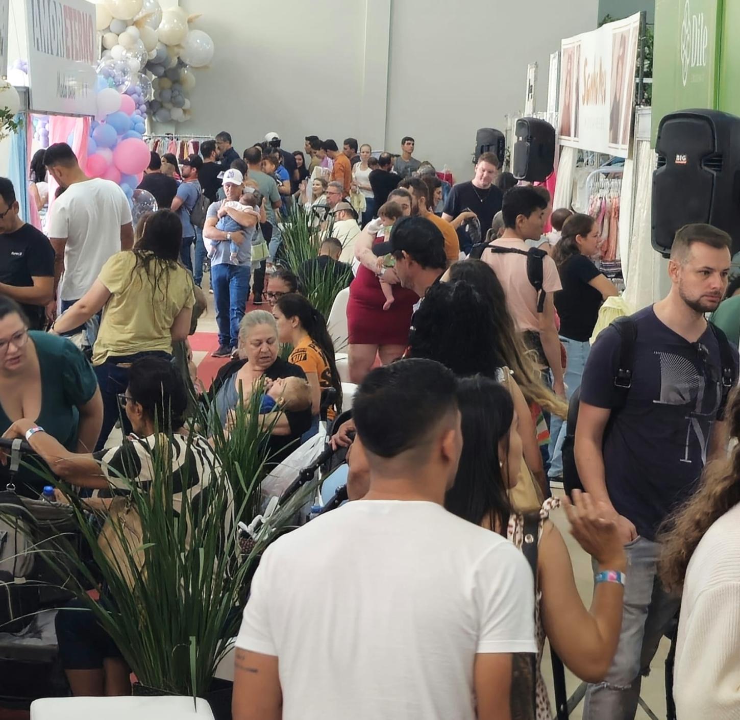 Feira Moda Bebê abre sua 17ª edição com grande público em Terra Roxa