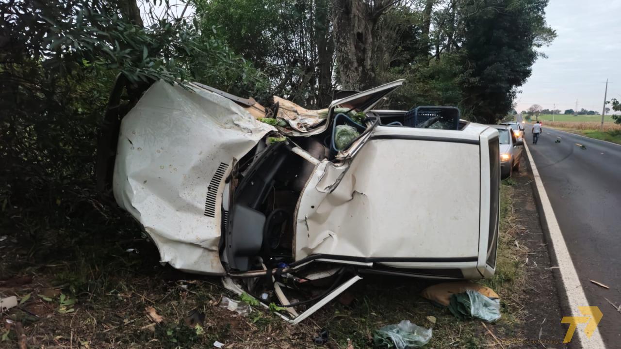 Vídeo - Morador de São Camilo sofre grave acidente na PR-364, próximo a Terra Roxa